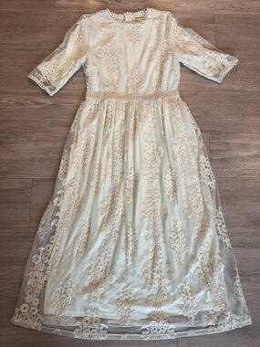 Hidden Alley Maxi Dress